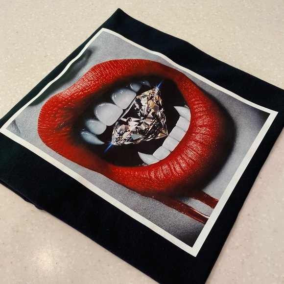 New unisex “ Diamond fangs “ - Picture 3 of 5